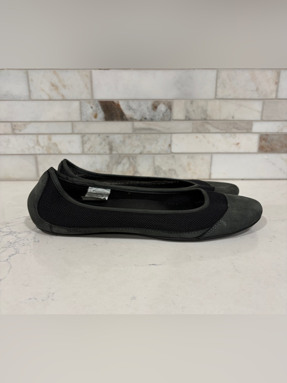 Patagonia Maha Breathe Black Mesh and Grey Suede Slip-On Ballet Flats Sz 7